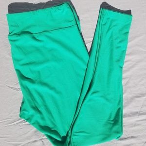 Solid mint Lularoe tc leggings